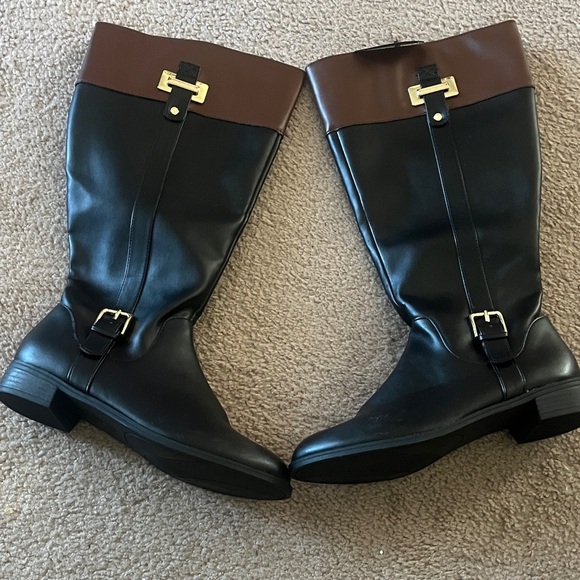 Karen Scott Shoes - Karen Scott Black and Brown Women's Boots